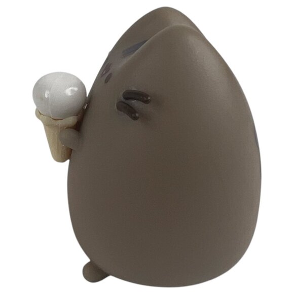 Pusheens Ice Cream Truck With vinyl Figurine Cat Box Summer 2021 Culturefly - Picture 11 of 12